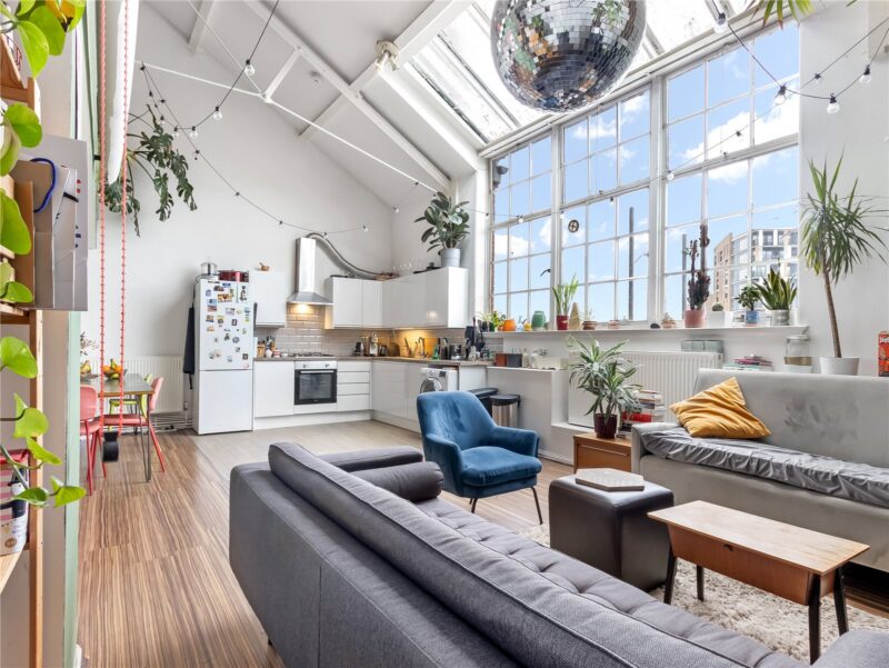 Academy Apartments, E8