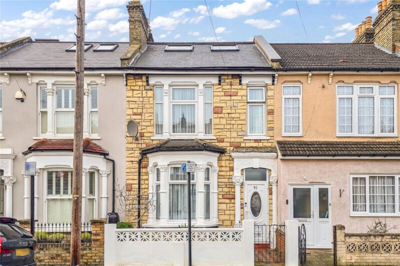 Parkhurst Road, N22