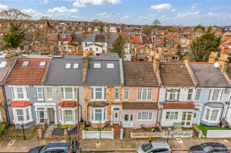 Parkhurst Road, N22