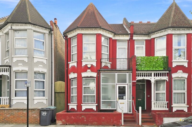 Arcadian Gardens, N22